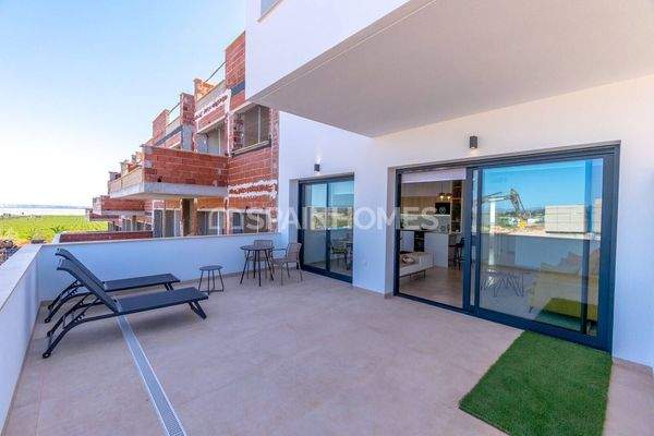 Properties in a Complex in a Popular Location in Torrevieja