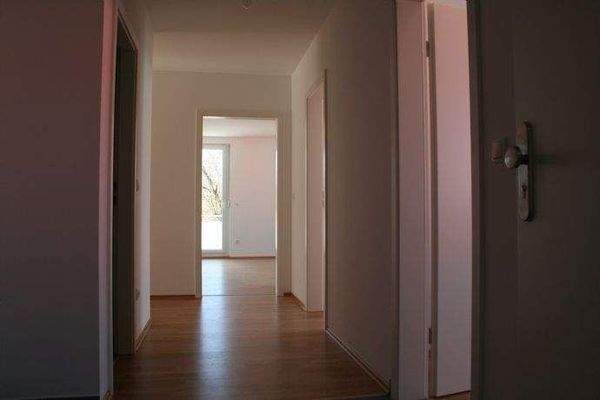 Blick Flur Richtung Schlafzimmer