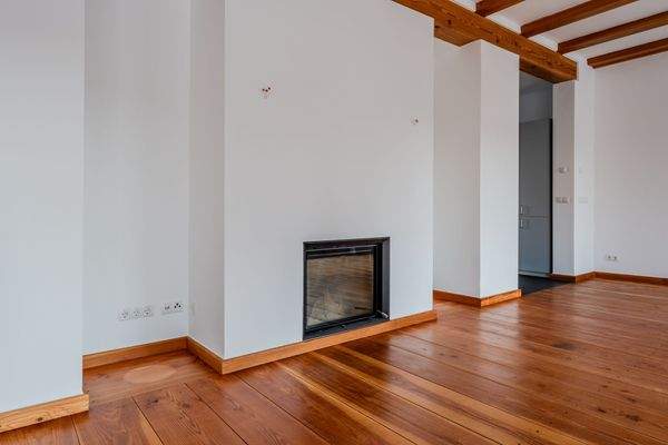 Ess- und Wohnbereich mit Kamin 