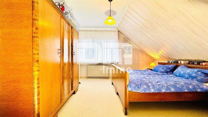 OG / DG Schlafzimmer