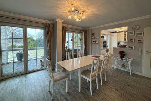 Wohn- und Essbereich