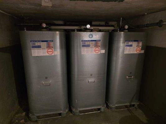 doppelwandige Öltanks.jpg