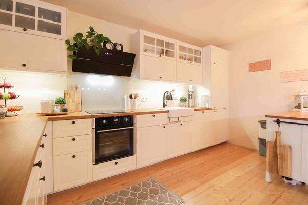 Küche mit Einbauküche EG