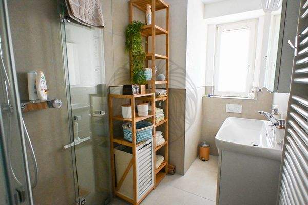 Badezimmer EG rechts