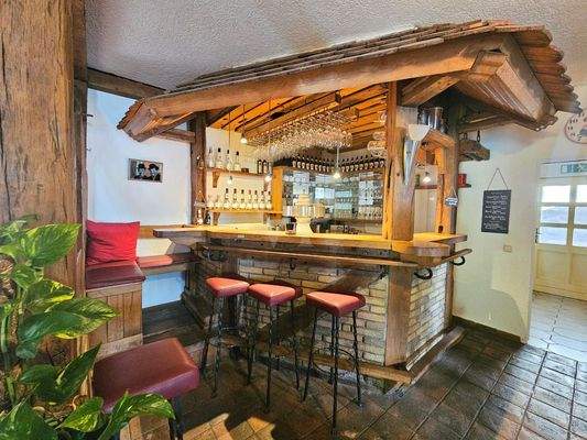 Urige Getränketheke