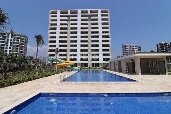 Stylish Apartment Within Walking Distance to the Sea in Tece Mersin