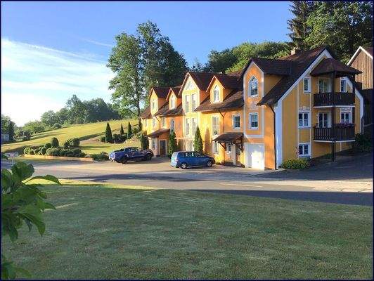 seitliche Hausansicht 