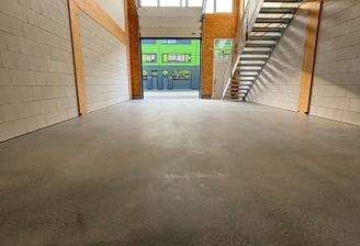 Erdgeschoss_Tor offen.jpeg