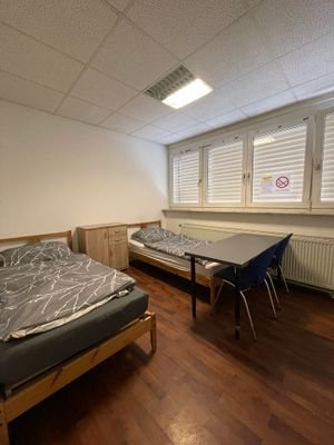 2. Zimmer 1, Bild 3.JPEG