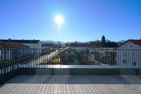 Dachterrasse mit Bergblick