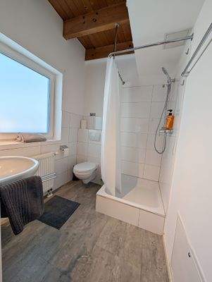 Badezimmer Wohnung3.jpeg