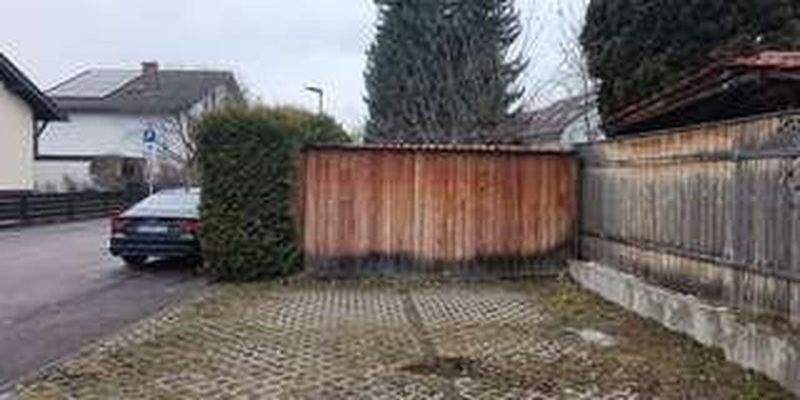 oberirdischer Stellplatz