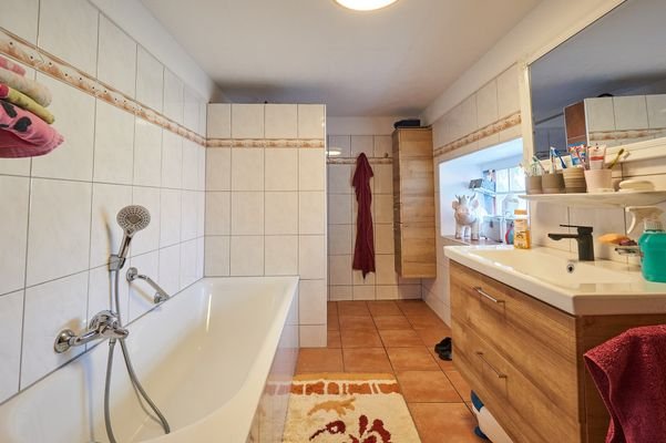 Badezimmer EG
