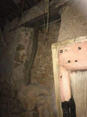 Mauern vom Häuschen innen