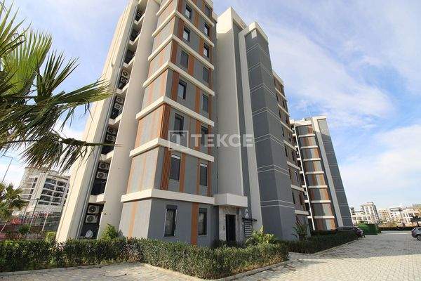 2-Bedroom Apartment in a Project with Aquapark in Antalya