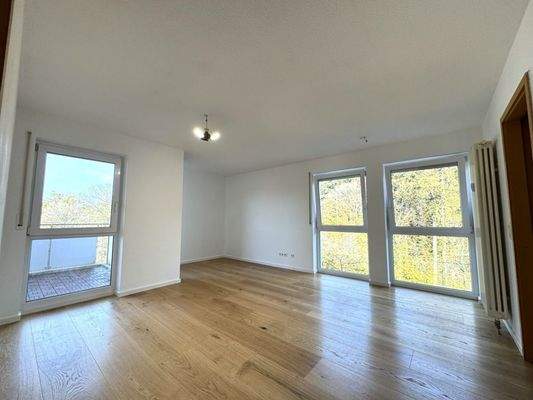 lichtdurchfluttetes-Wohnzimmer