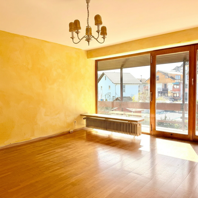 Großzügiges Elternschlafzimmer