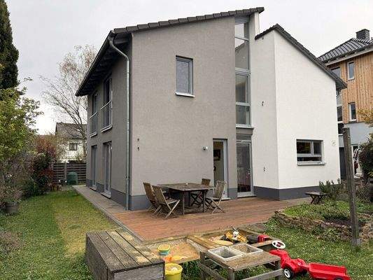 Blick aus dem Garten