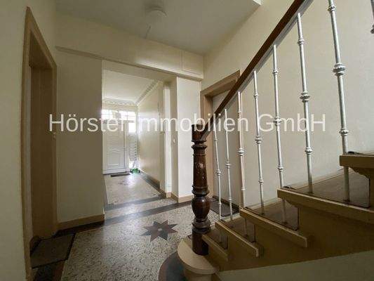 gepflegtes Treppenhaus