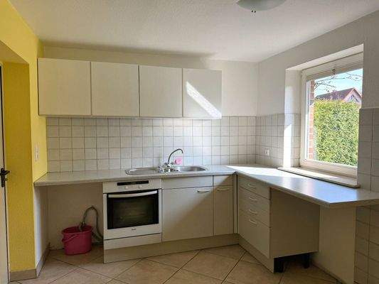 HWR mit Zugang Garage & Garten