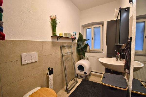 Badezimmer EG links