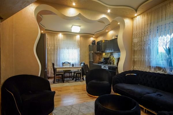EG Wohnzimmer Blickrichtung Küche