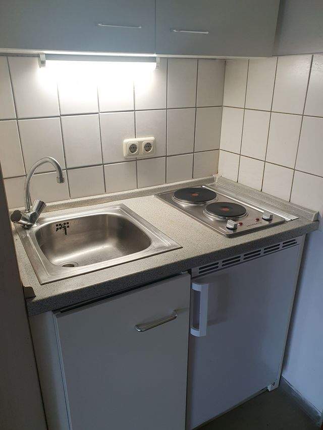 Innenstadtnahe 1 Zimmer-Wohnung mit Balkon - Photo 1