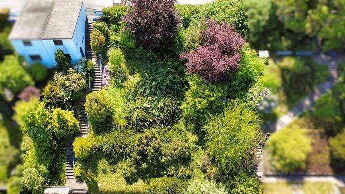 Garage an der Grundstücksgrenze