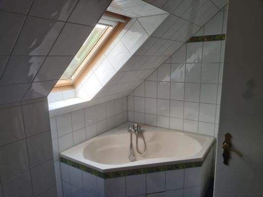 Wohnung OG - Bad Bild 2