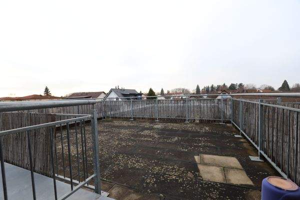 Balkon 2 DG Wohnung Graserweg1 BK