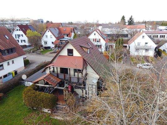 Gebäude Gartenansicht