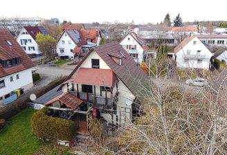 Gebäude Gartenansicht