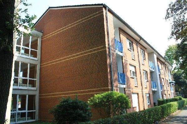 Gustav-Sybrecht-Str.1