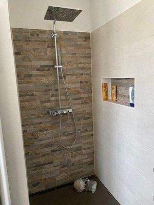 Dusche.jpg