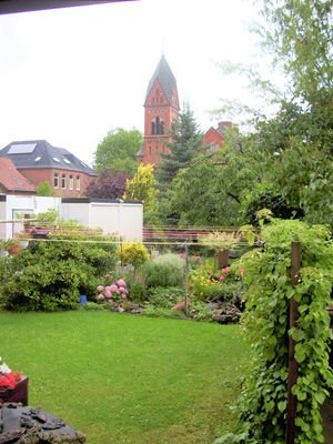 Blick in den Garten.JPG