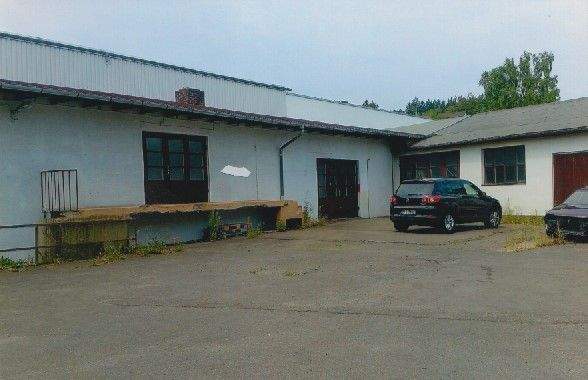 Lagerhalle mit Rampe