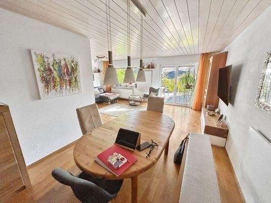 Wohn- und Essbereich