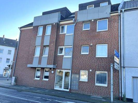 Haus_Vorderansicht (2)