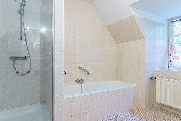 Badezimmer Dachgeschoss