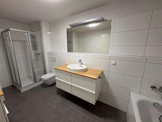 Bad mit Dusche