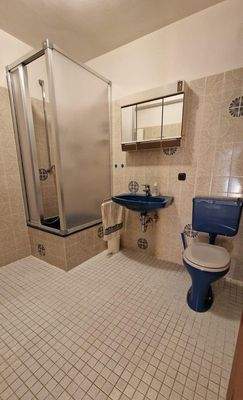 Bad Einliegerwohnung