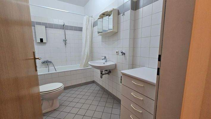 20251222_140308_resized