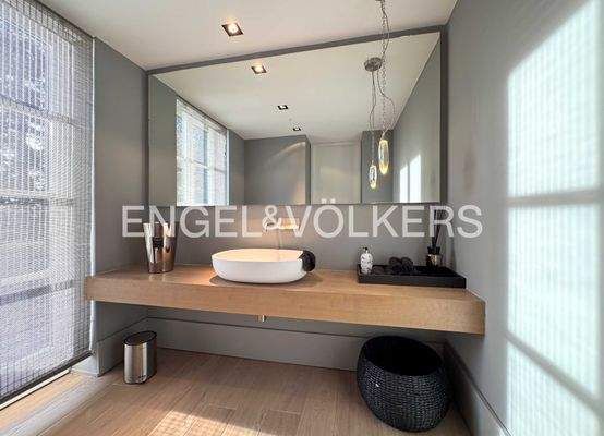 Gäste WC mit Vorrichtung zum Einbau einer Dusche