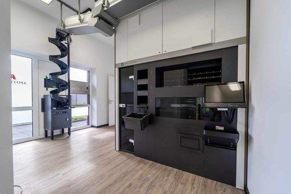 Hochwertiges Gollmann Komissionier System