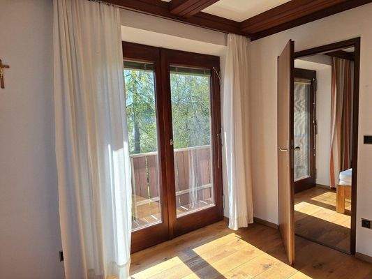 094418-Zimmer Obergeschoss