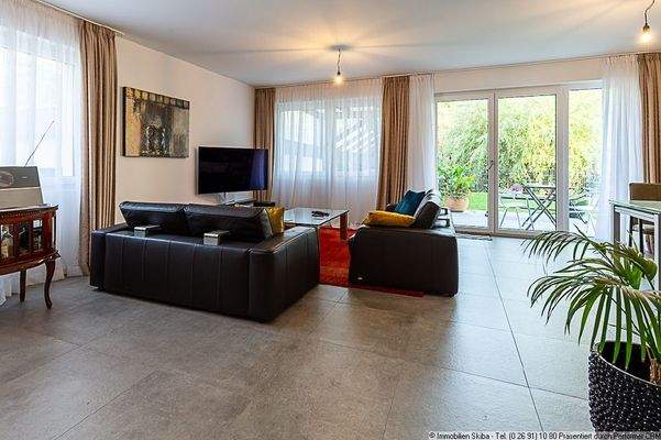 Wohnbereich mit Terrassenzugang