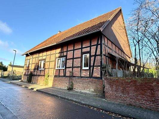 Vorderseite Gebäude