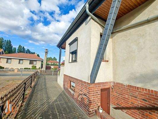 Zugang von der Straße