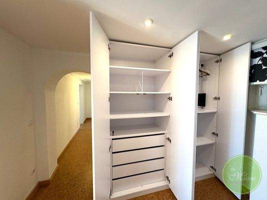 ... viel Stauraum ...