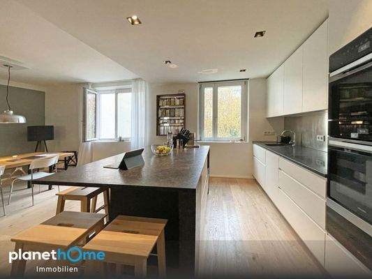 Essbereich und Kueche 03